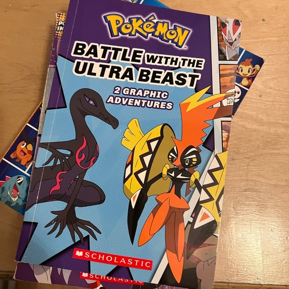 Pokemon deluxe guidebook/mythical handbook/graphic novel lot - Picture 5 of 13